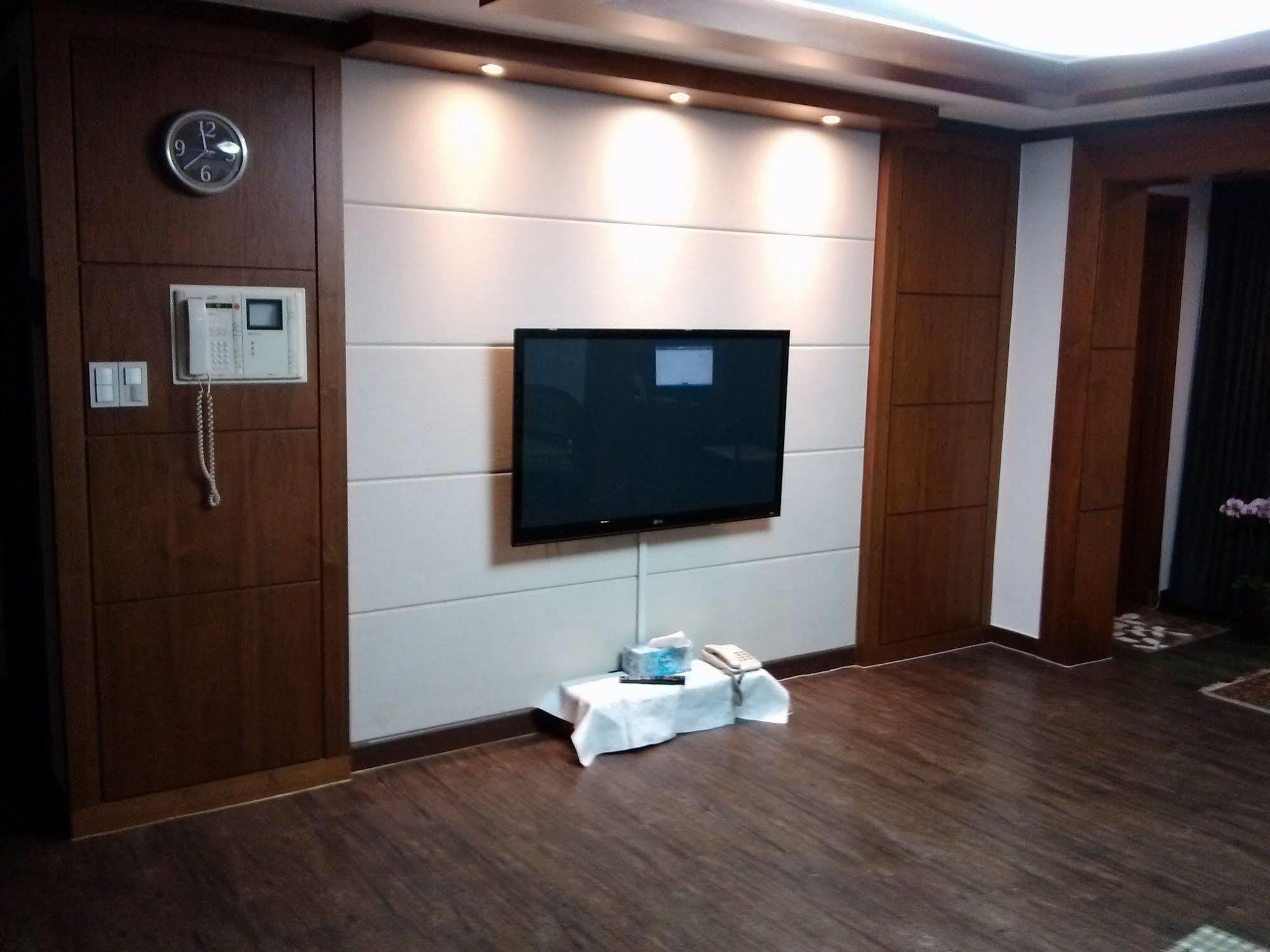 K Star Road Guesthouse - Hostel Сеул Екстериор снимка